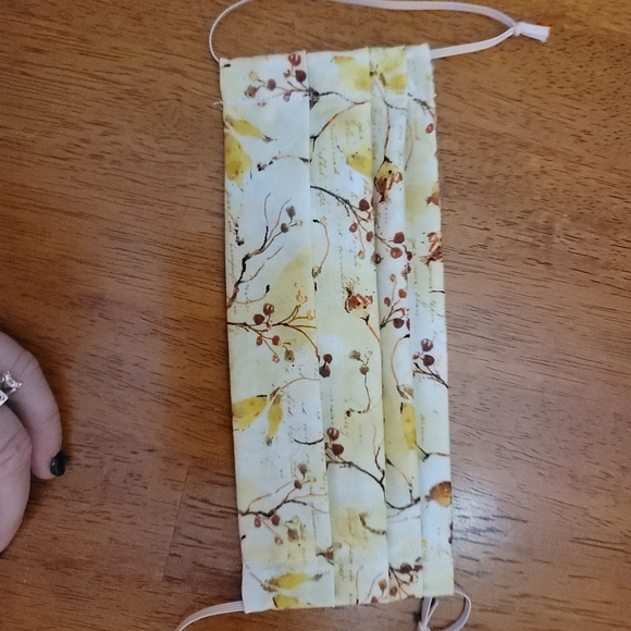 Fall Face Mask - Picture 3 of 4